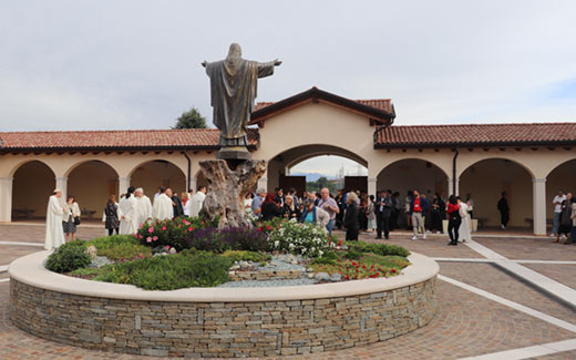 The Arrival of the Scholars