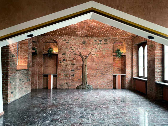 The headquarters donated by Anima Universale